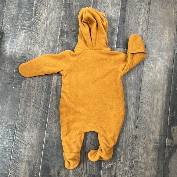 Bear outfit - Picture 3 of 3